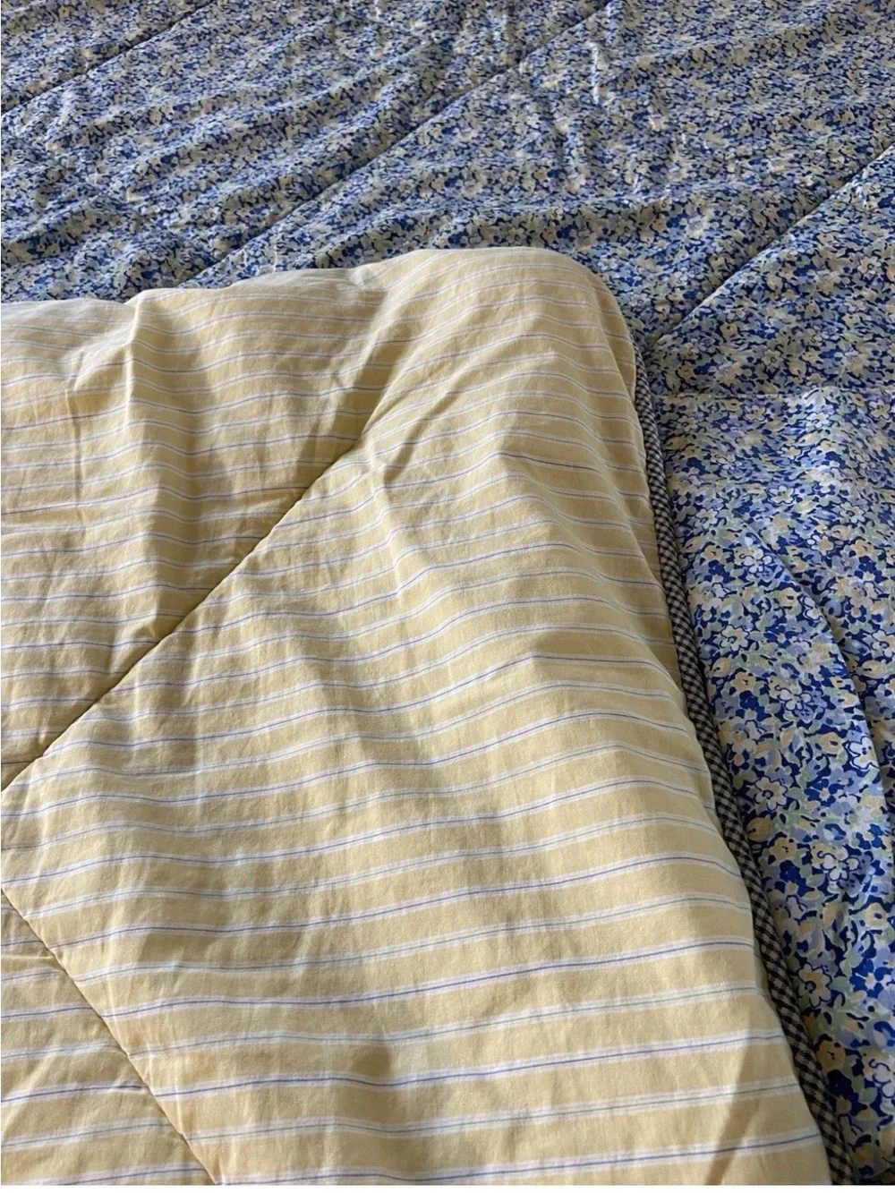 Tommy Hilfiger Blue and White Floral Quilted Comforter Set with Pillow Shams